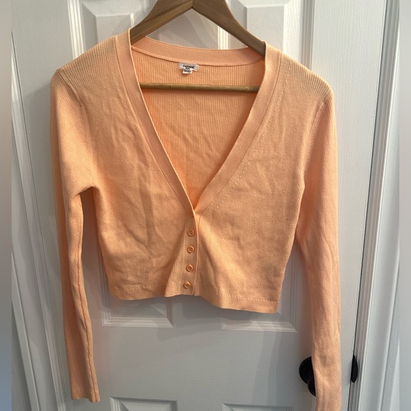 Medium coral garage cardigan, size medium - Picture 2 of 3
